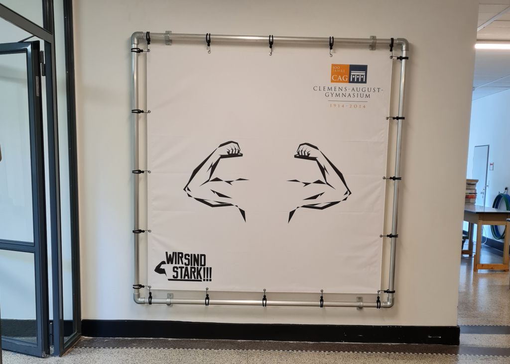 bannerrahmen-stecksystem-wand-muskeln